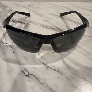 Nike EV0752 065 303 Tailwind Black Frame Polarized Grey Lenses Sunglasses READ